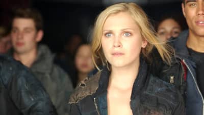 Сотня 1 сезон 1 серия