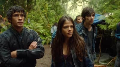 Сотня 1 сезон 4 серия